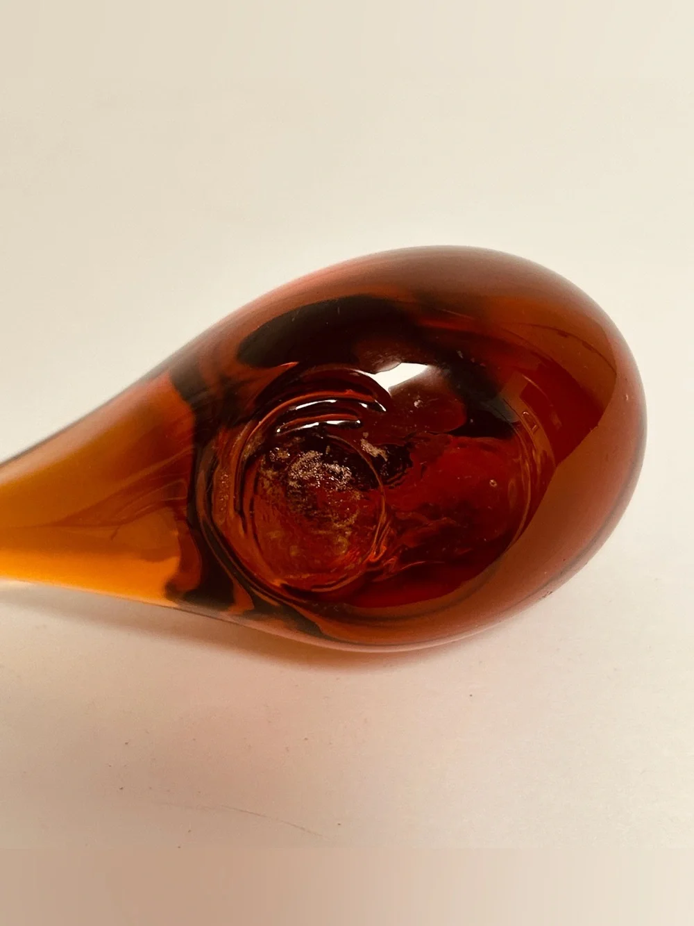 Vintage Pilgrim? Handblown Art Glass Long Tail Amber Bird Figurine Paperweight